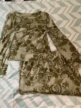 olive green floral set